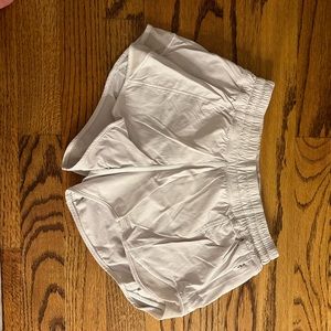 Lululemon gotta hot shorts size 2